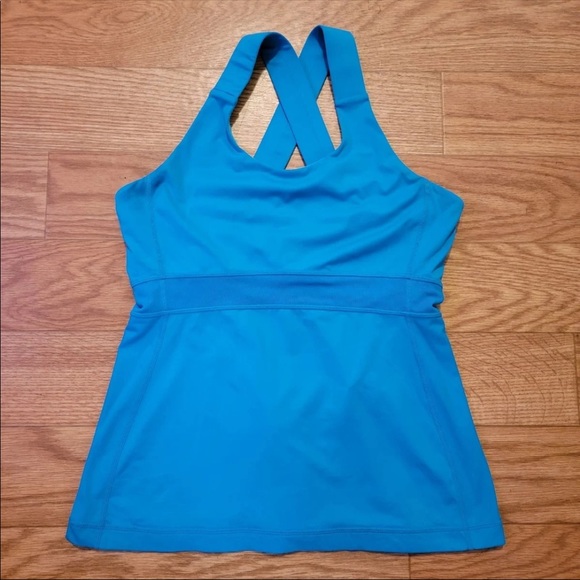 EUC - Lululemon Athletic Criss-Cross Back. Size 8 - Picture 2 of 7